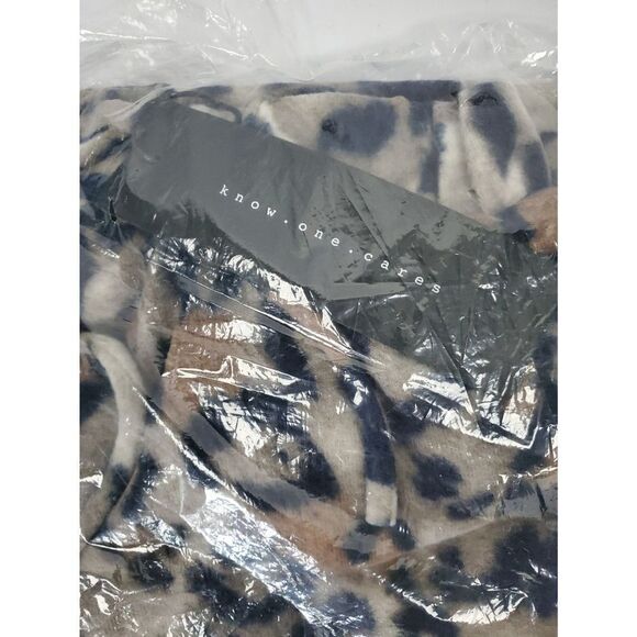 Know One Cares Leopard Print Brushed Knit Joggers Sweatpants Size Small - Picture 6 of 7